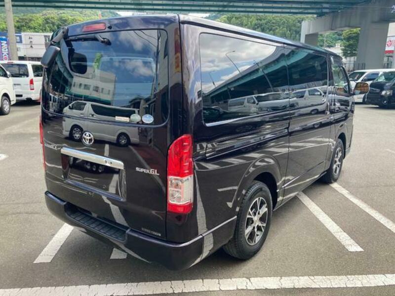 HIACE VAN