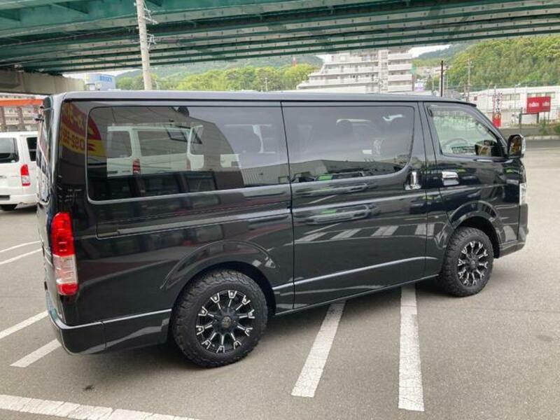 HIACE VAN