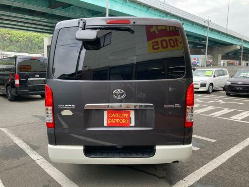 HIACE VAN
