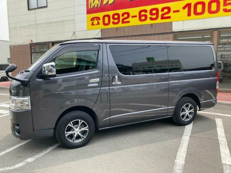 HIACE VAN