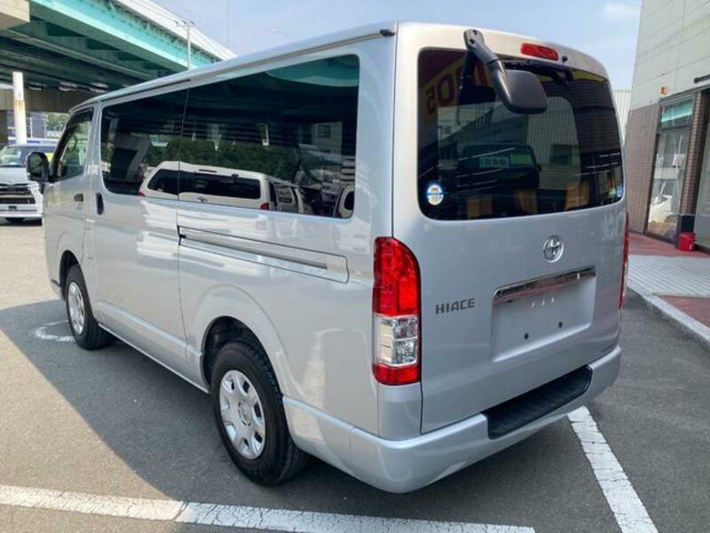 HIACE VAN