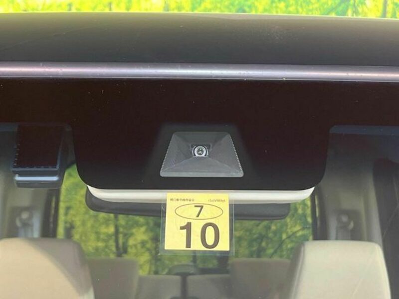N BOX