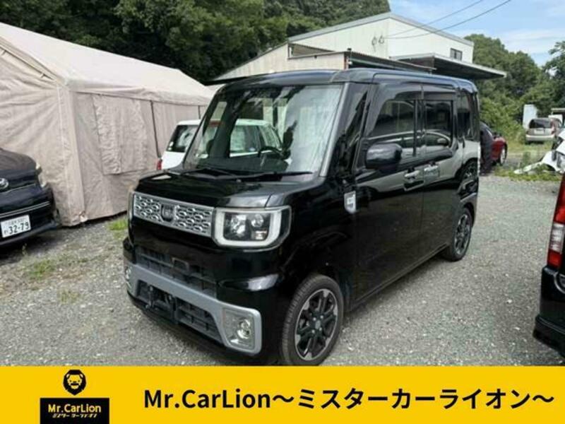 DAIHATSU WAKE