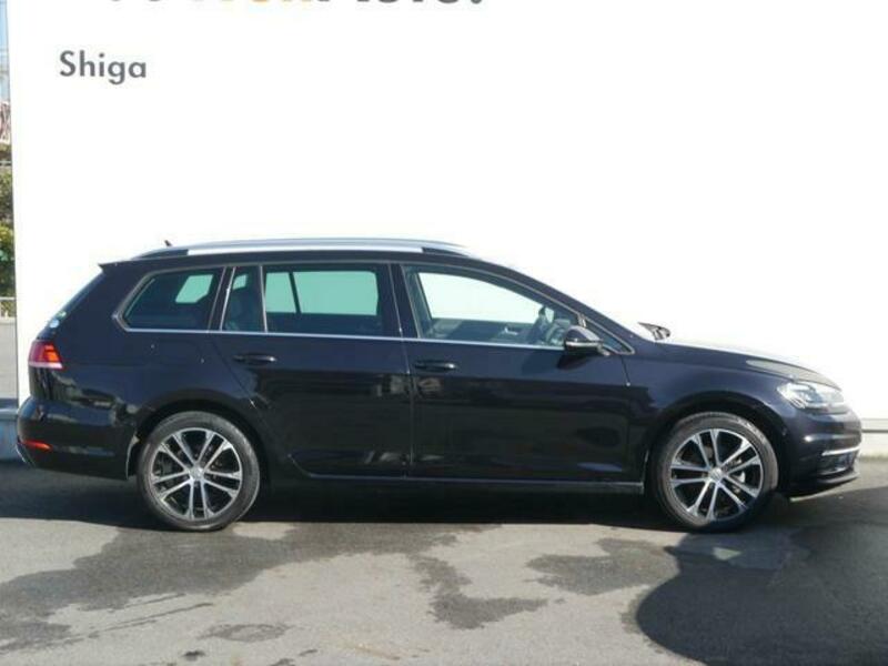 GOLF VARIANT
