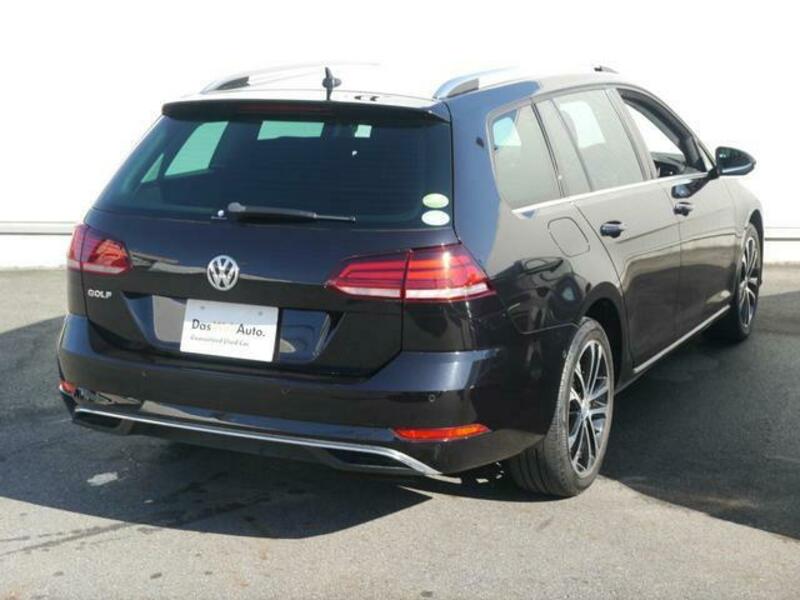 GOLF VARIANT