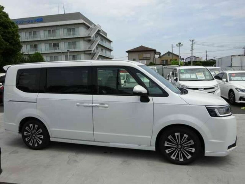 STEPWAGON SPADA