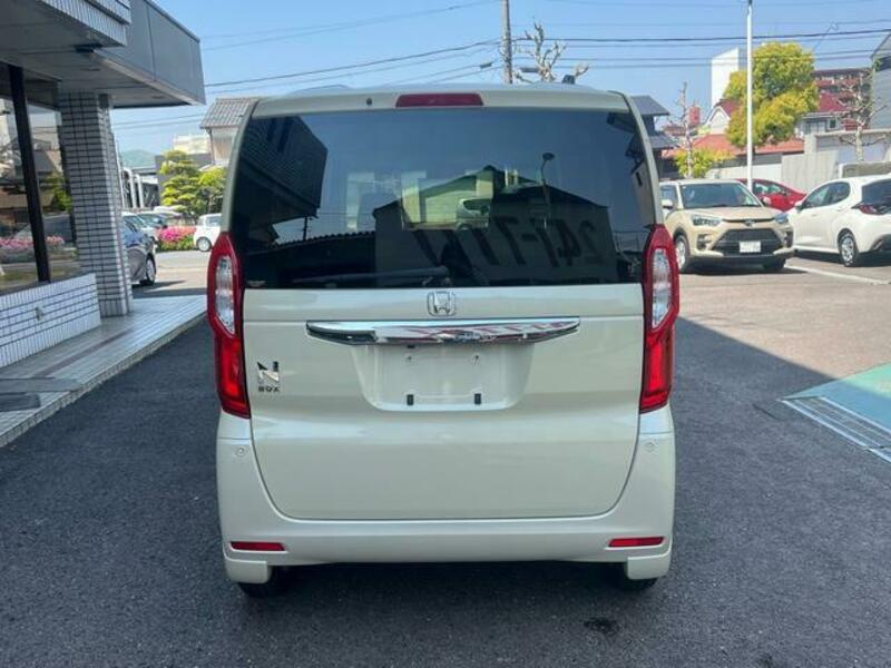 N BOX