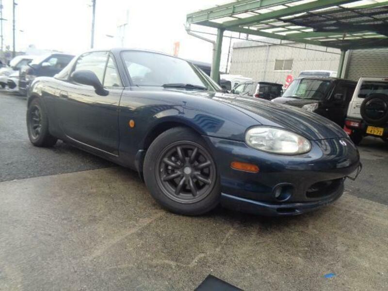 ROADSTER