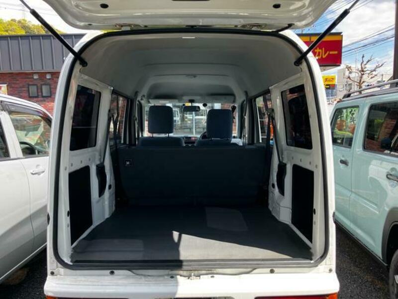 ACTY VAN