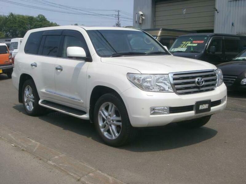 LAND CRUISER