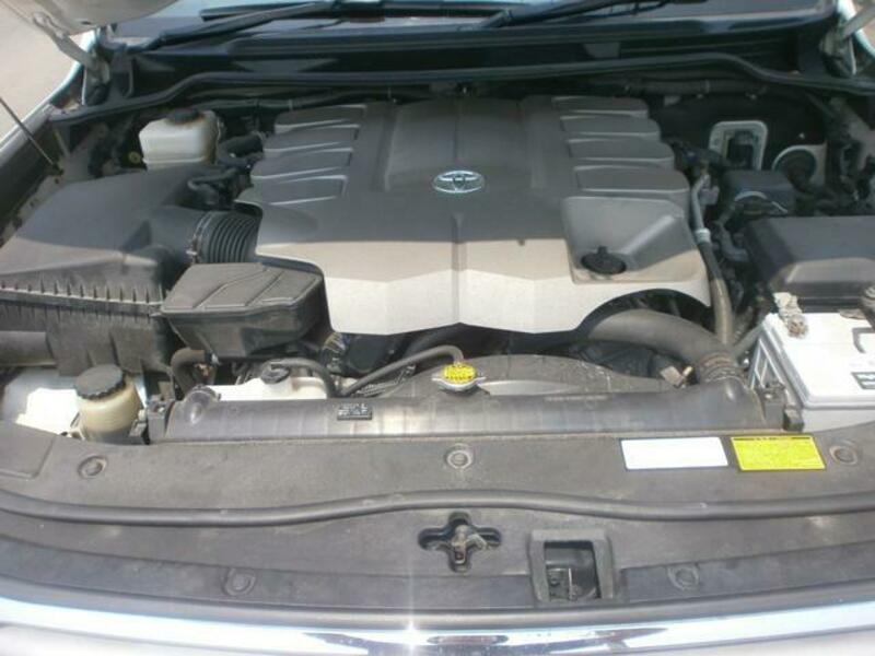 LAND CRUISER
