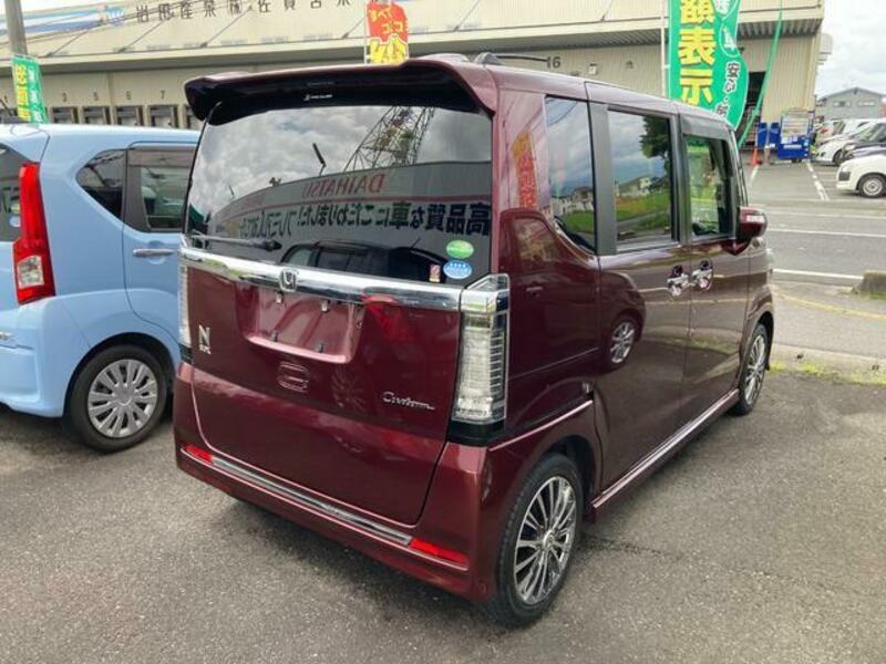 N BOX CUSTOM