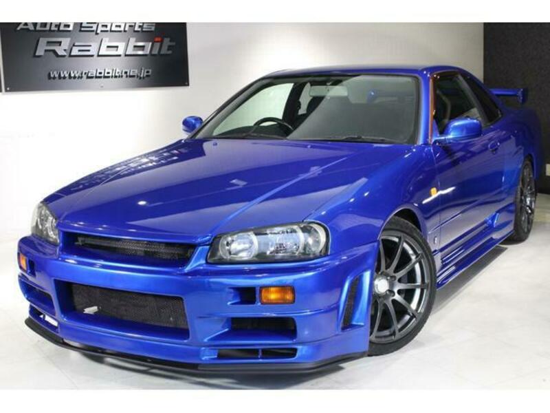 NISSAN SKYLINE