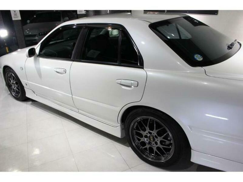 SKYLINE