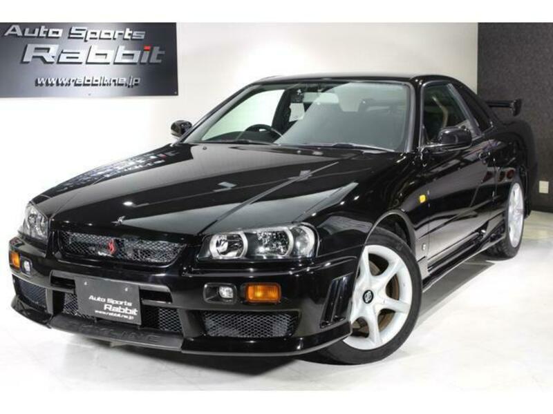 NISSAN SKYLINE