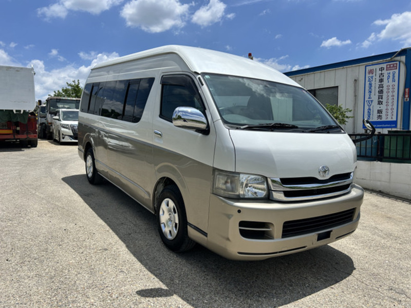 HIACE