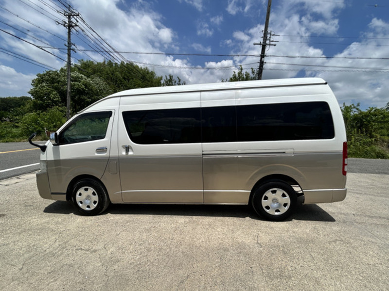 HIACE