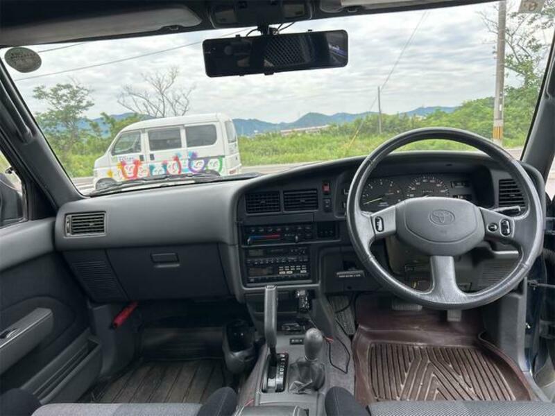 HILUX SURF