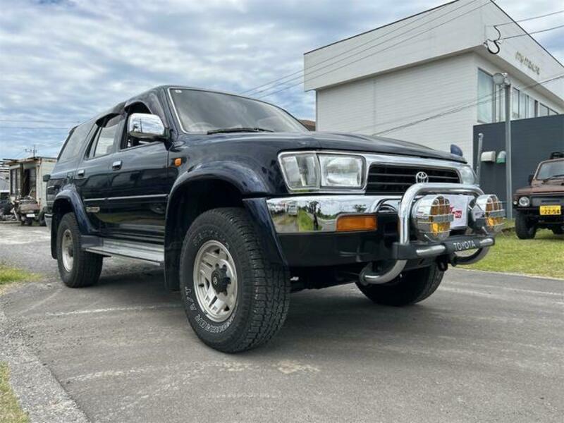 TOYOTA HILUX SURF
