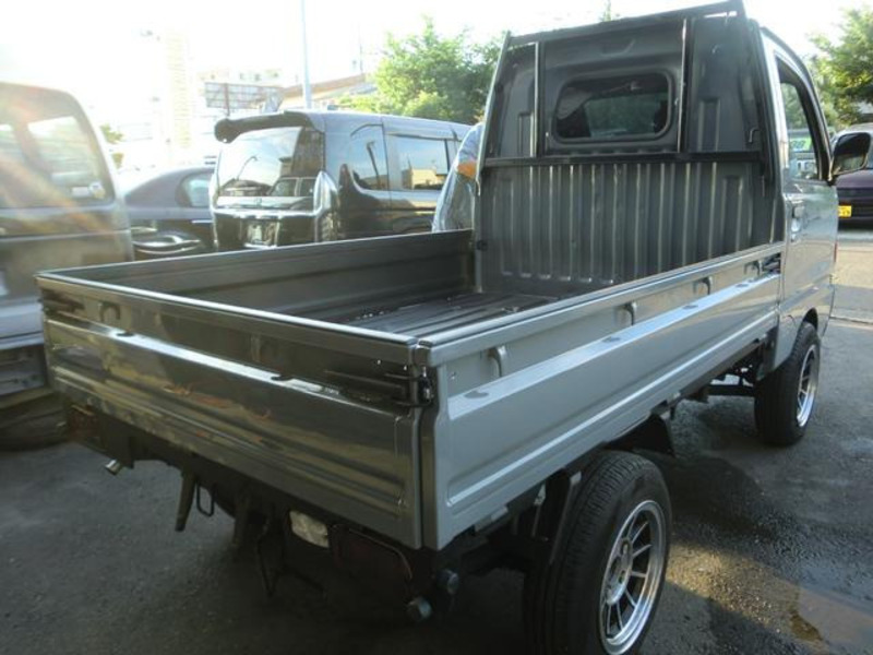MINICAB TRUCK