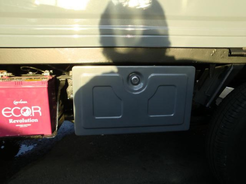 MINICAB TRUCK