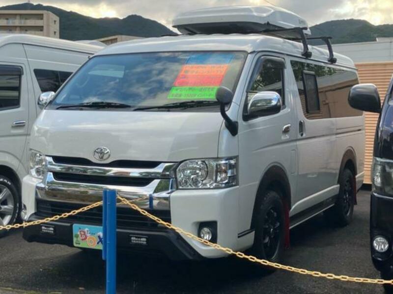 TOYOTA HIACE WAGON