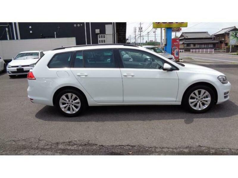 GOLF VARIANT