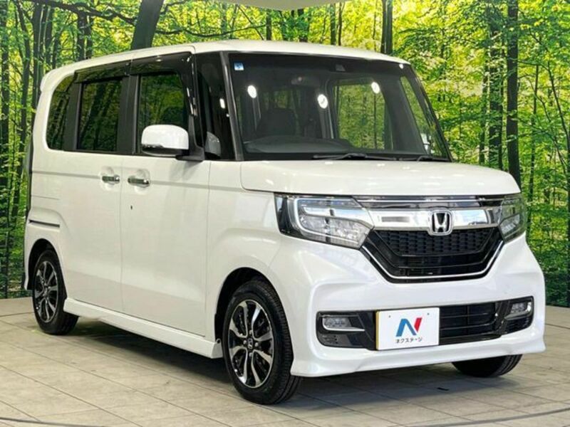 N BOX CUSTOM
