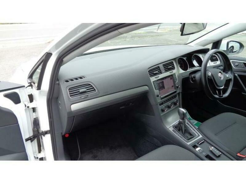 GOLF VARIANT