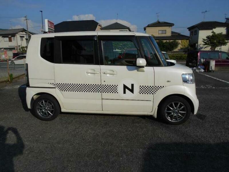 N BOX PLUS
