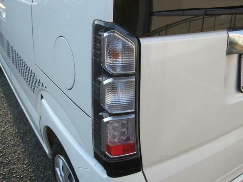 N BOX PLUS