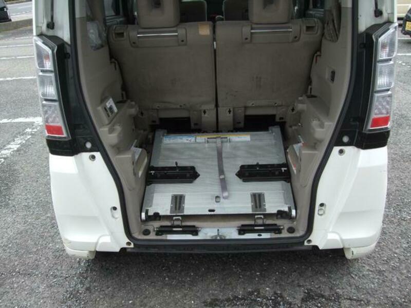 N BOX PLUS