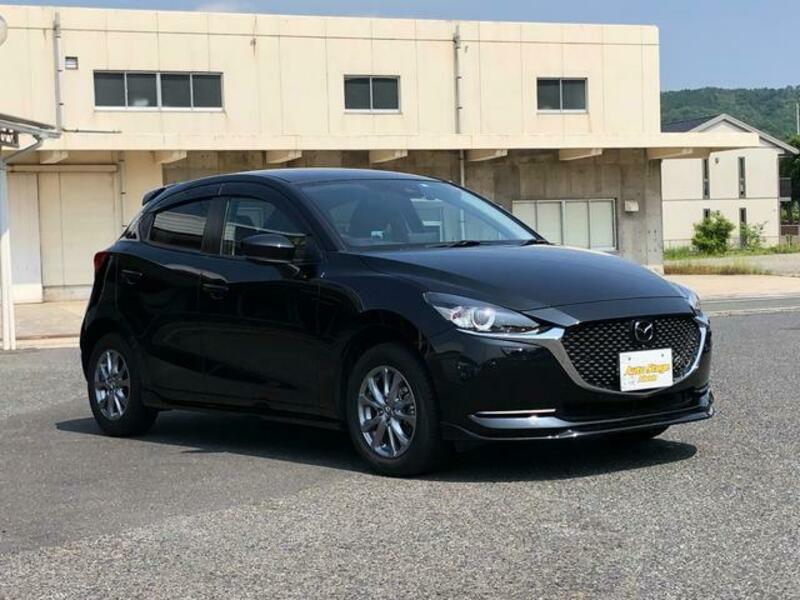 MAZDA2