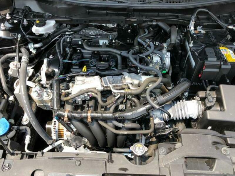 MAZDA2