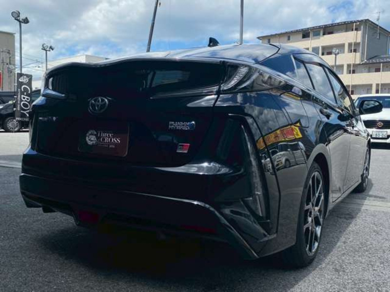 PRIUS PHV