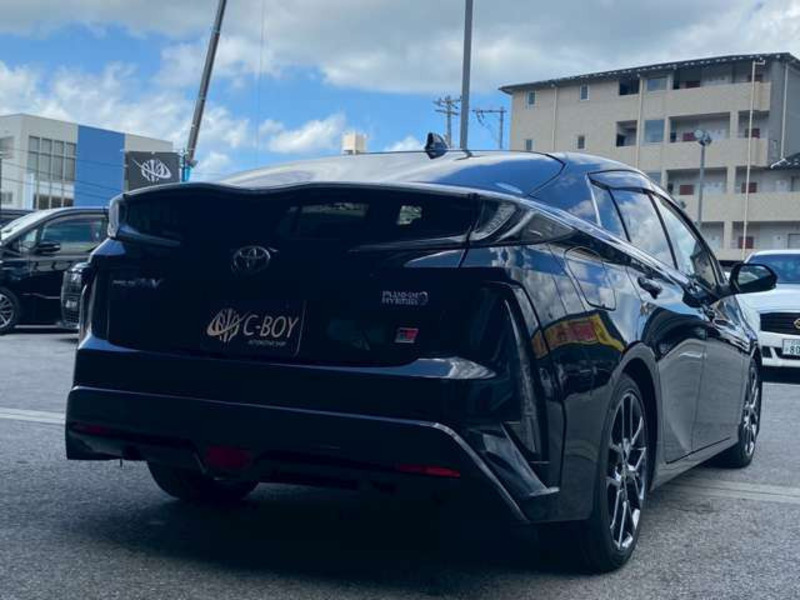 PRIUS PHV