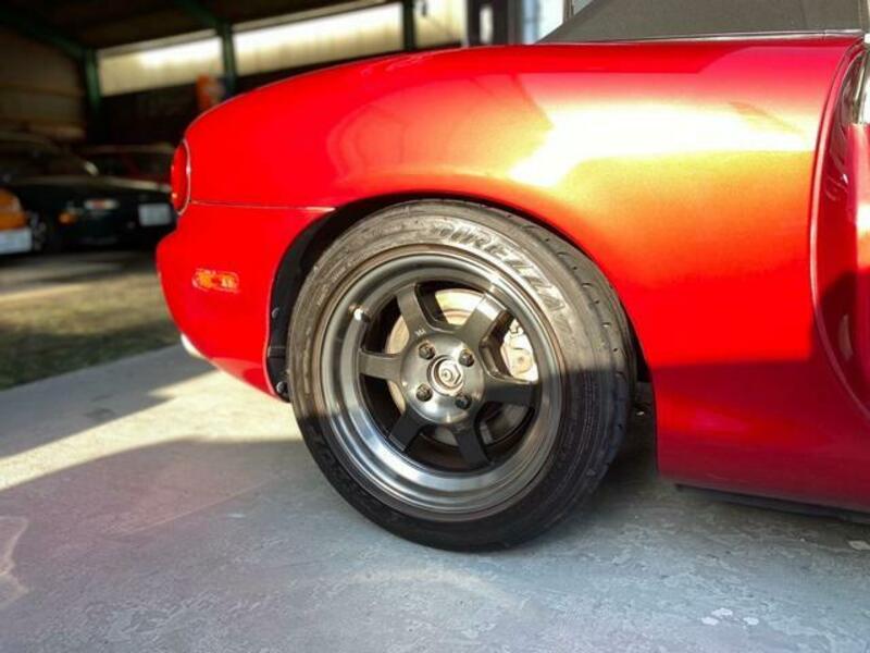ROADSTER