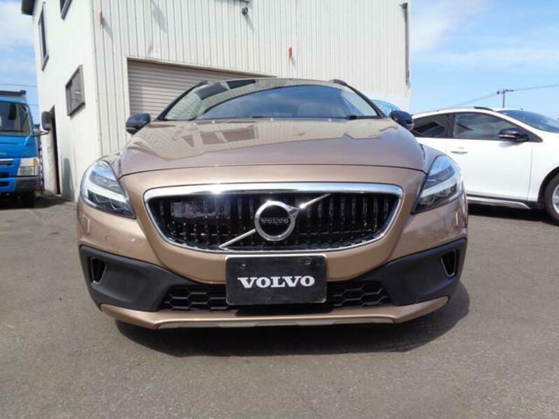 V40