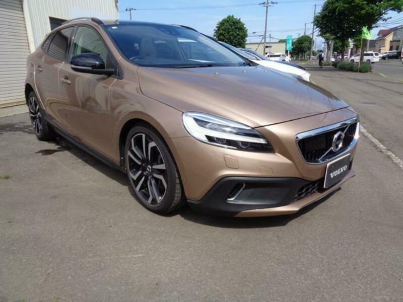 V40