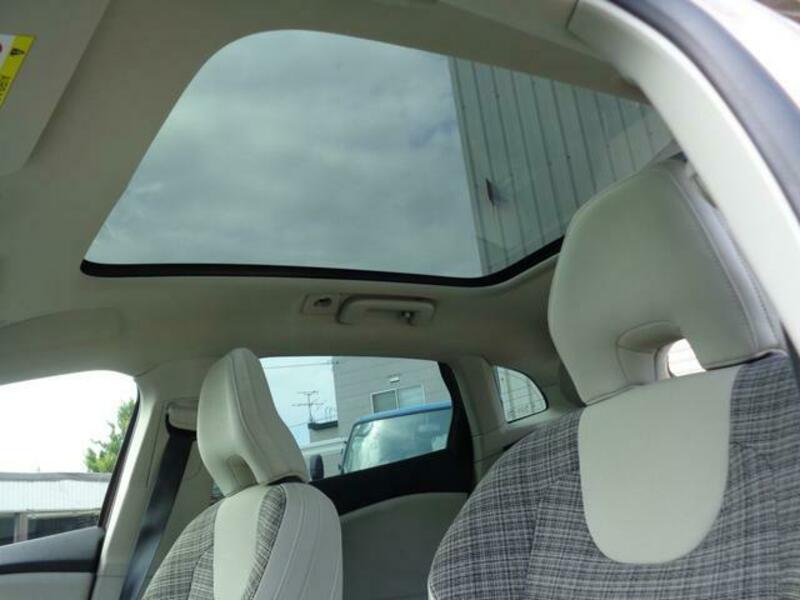 V40