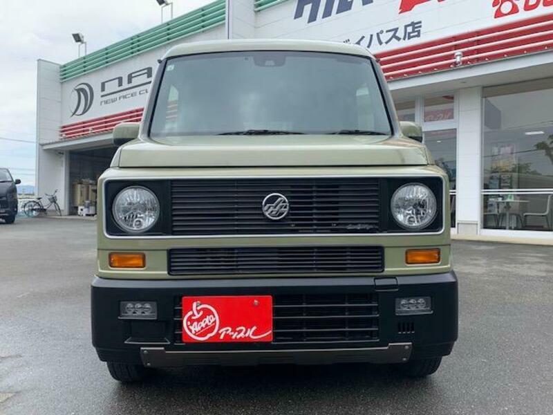 N-VAN