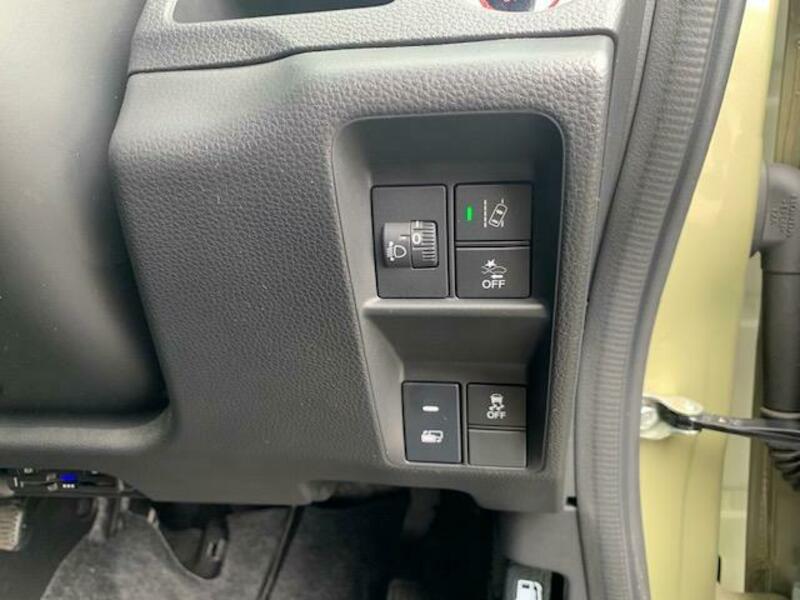 N-VAN