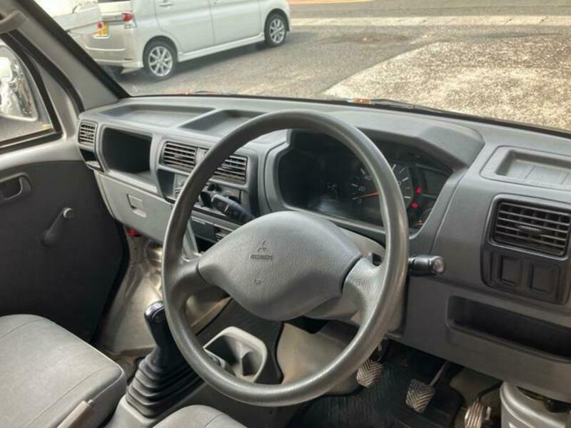 MINICAB VAN