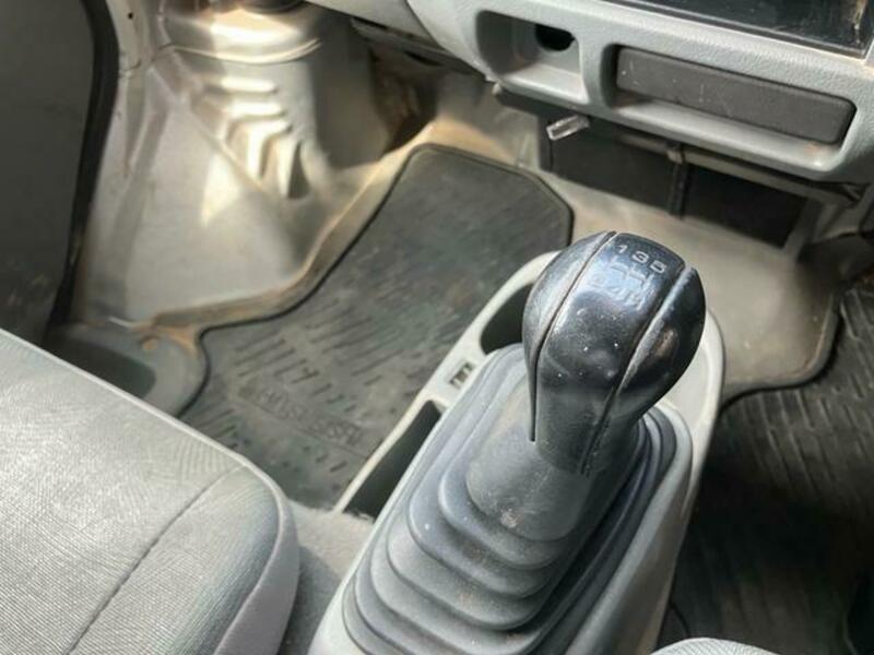 MINICAB VAN