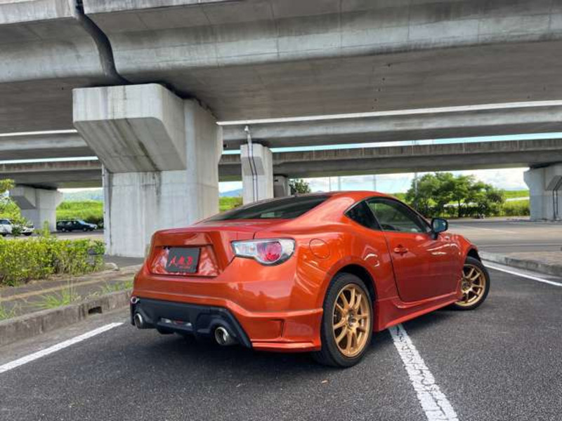 86