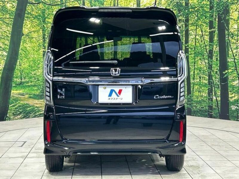 N BOX CUSTOM