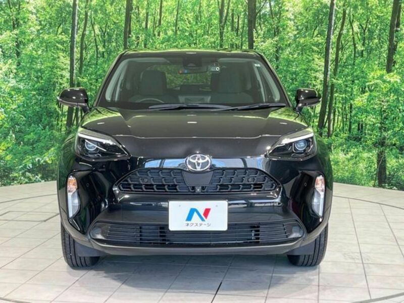 YARIS CROSS