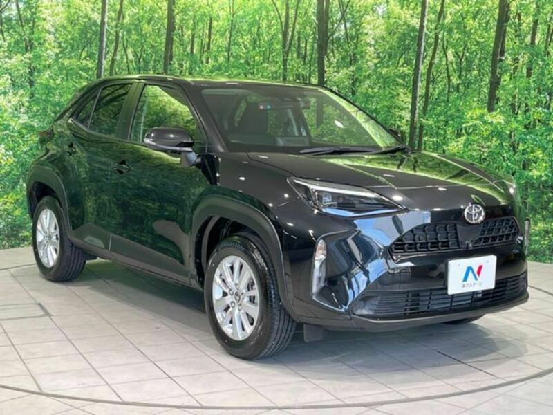 YARIS CROSS