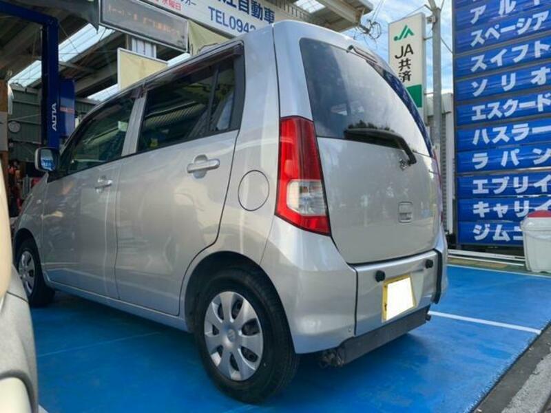 WAGON R