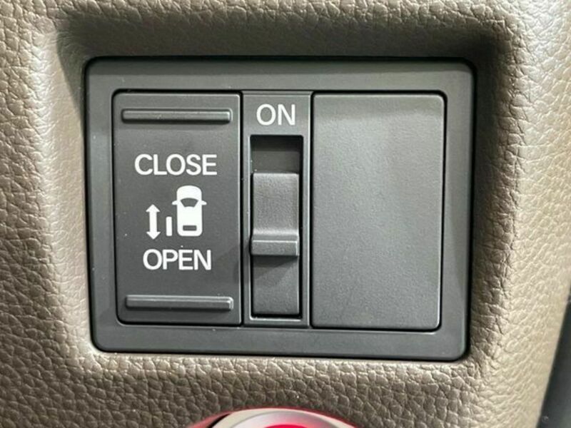 N BOX